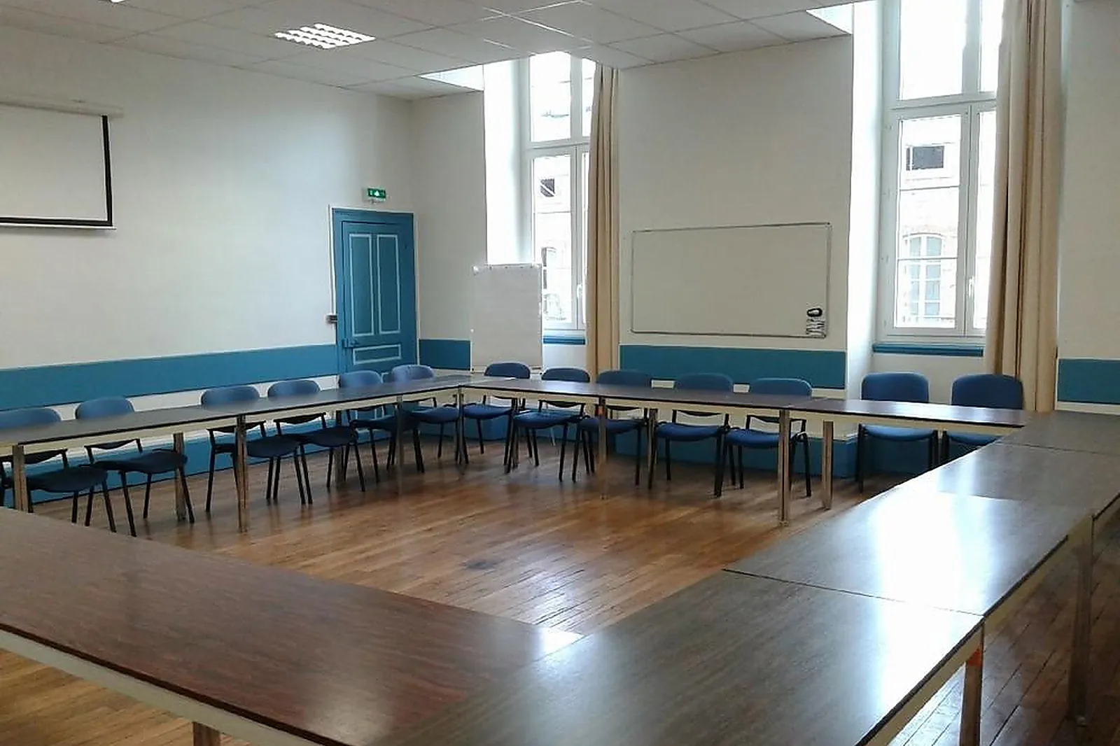 Lieux événementiels, LE NEUF BIS