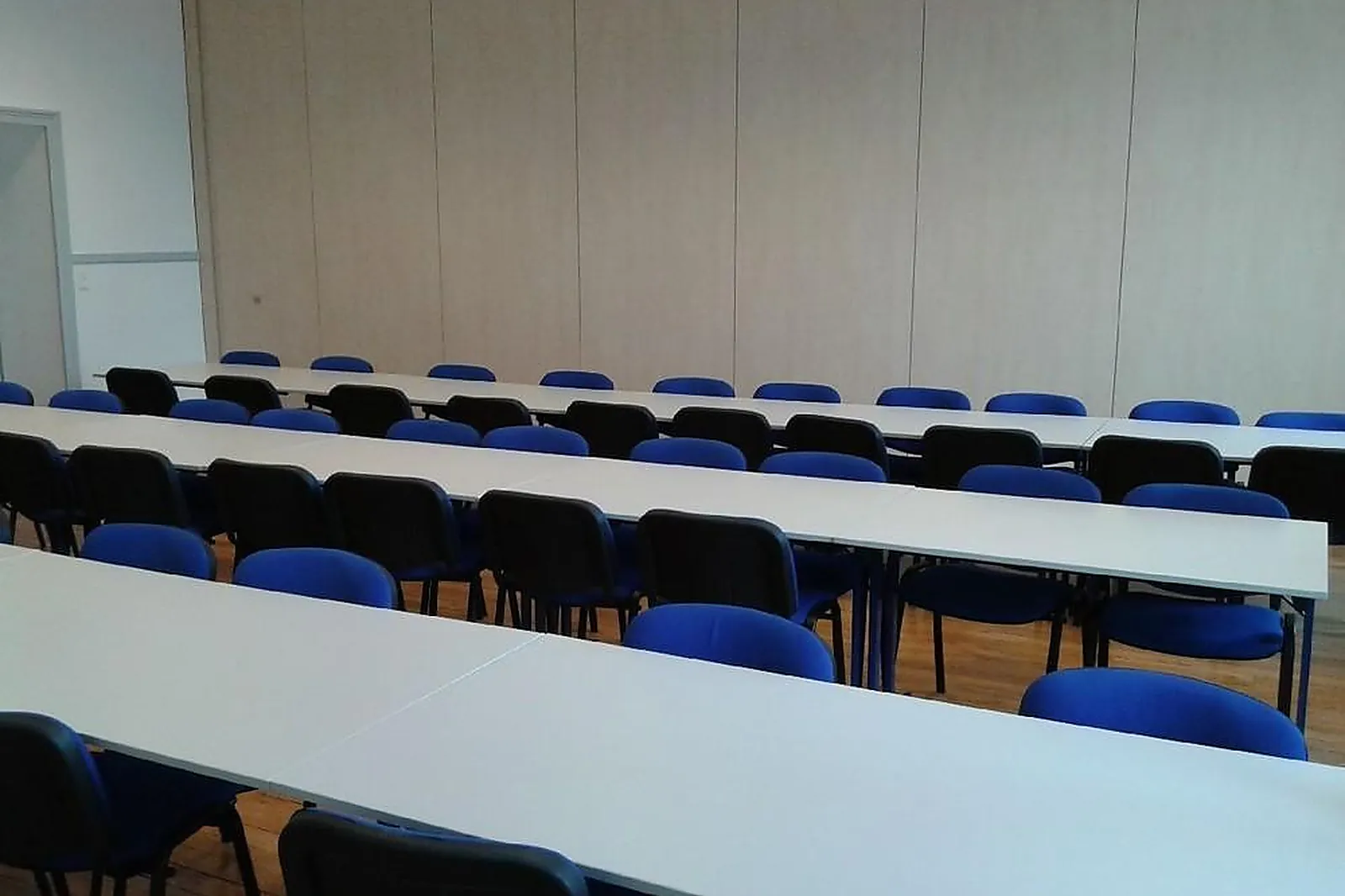 Lieux événementiels, LE NEUF BIS