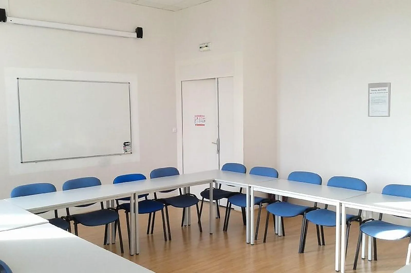 Lieux événementiels, LE NEUF BIS