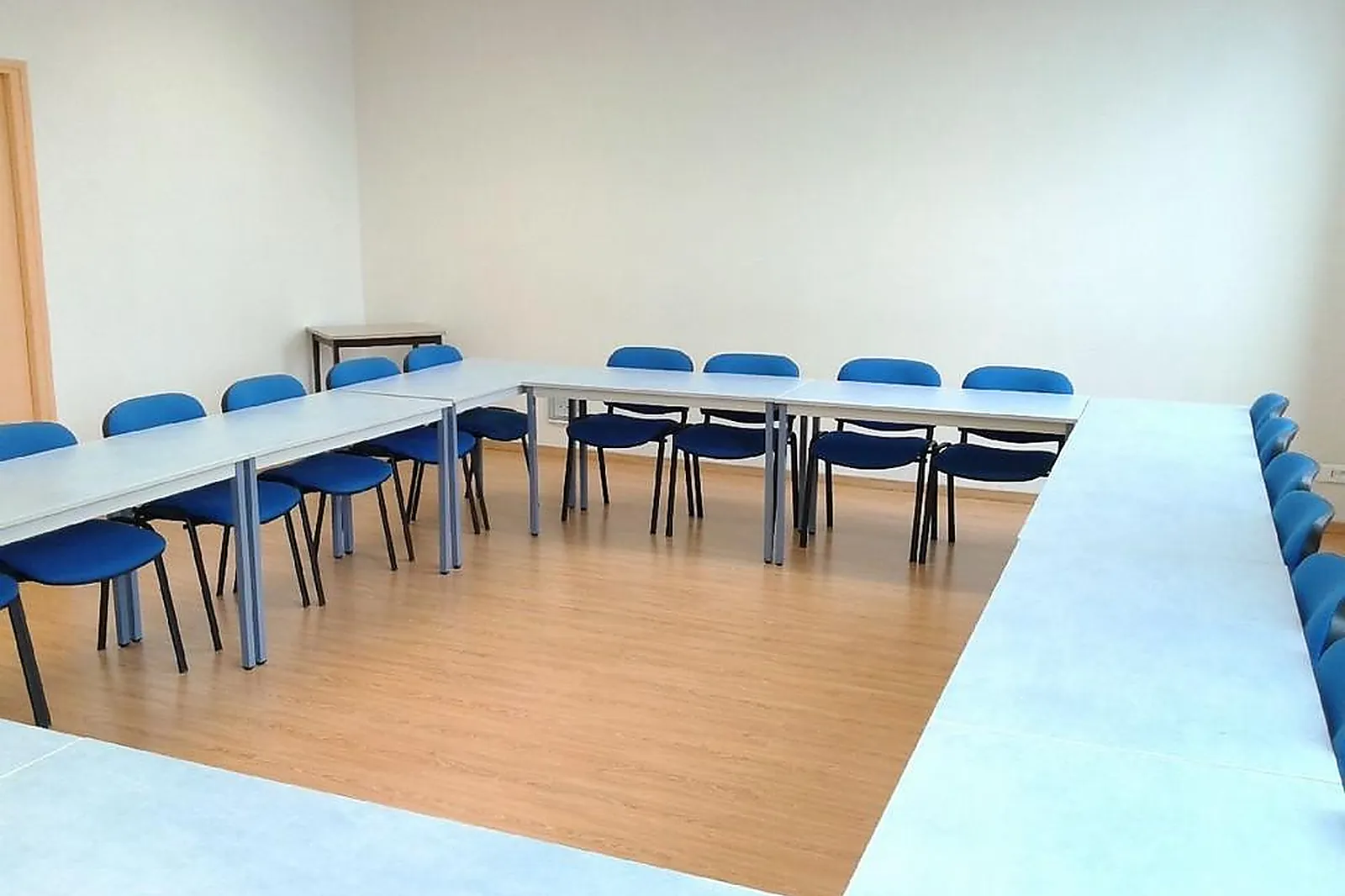 Lieux événementiels, LE NEUF BIS