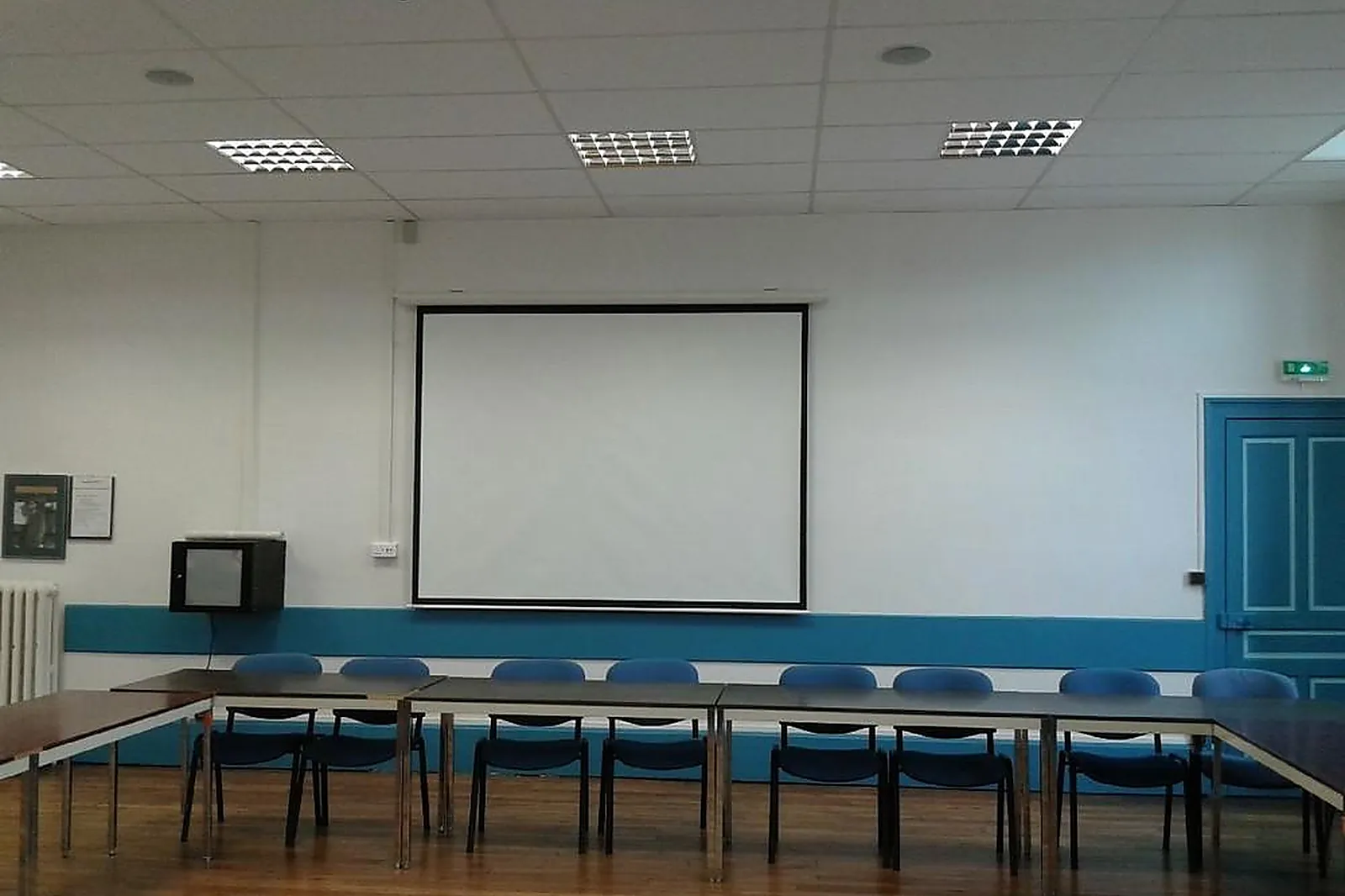 Lieux événementiels, LE NEUF BIS