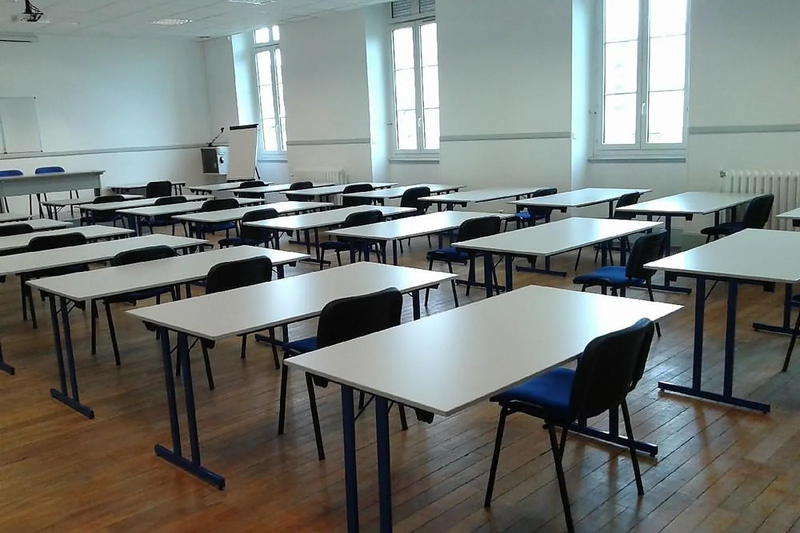 Lieux événementiels, LE NEUF BIS