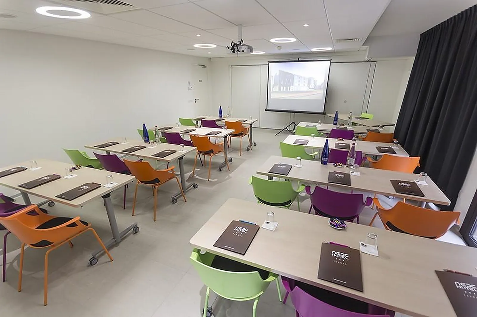 Lieux événementiels, LE NEXHOTEL