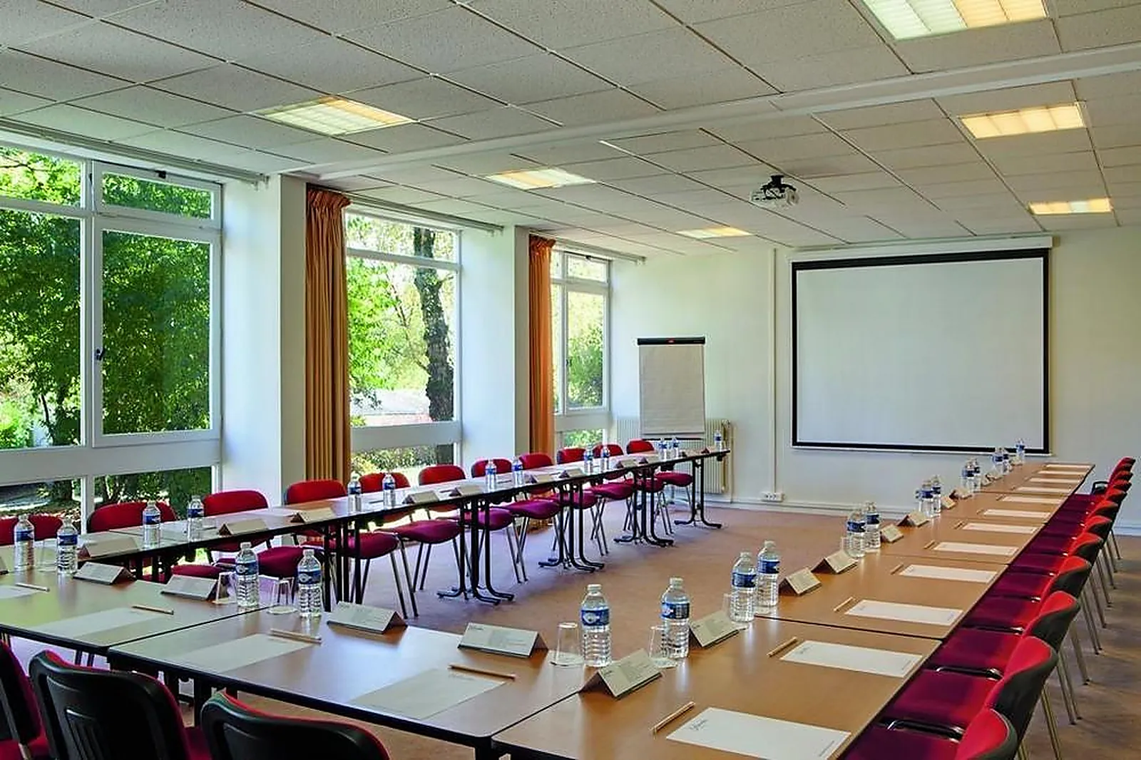 Lieux événementiels, LE NORMONT BELAMBRA