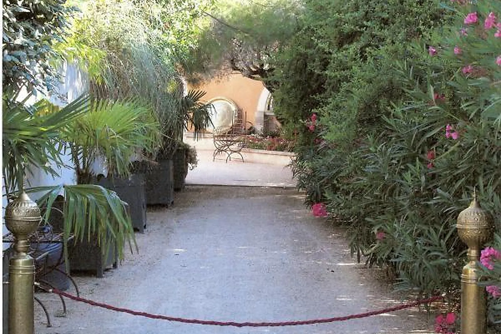 Lieux événementiels, LE PACHA PERTUIS