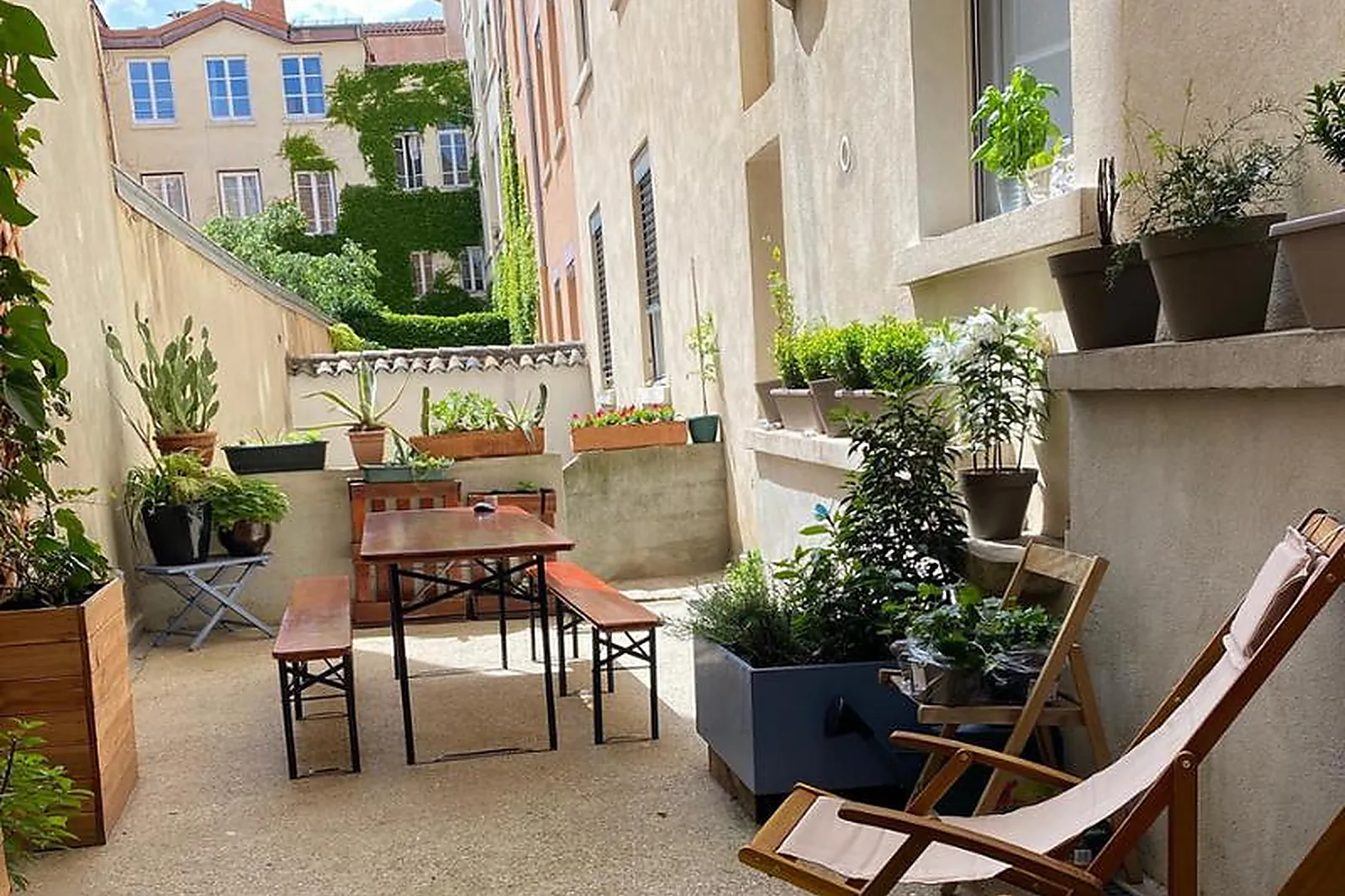 Lieux événementiels, LE PAPILLON BLEU