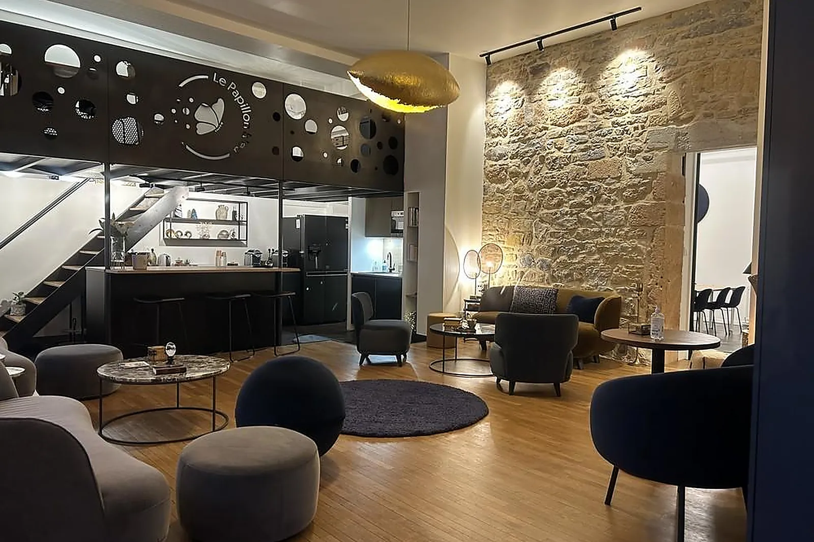 Lieux événementiels, LE PAPILLON BLEU