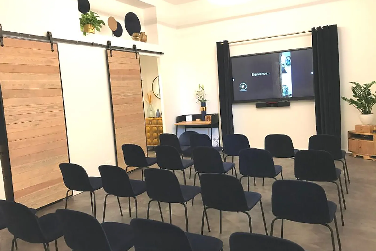 Lieux événementiels, LE PAPILLON BLEU