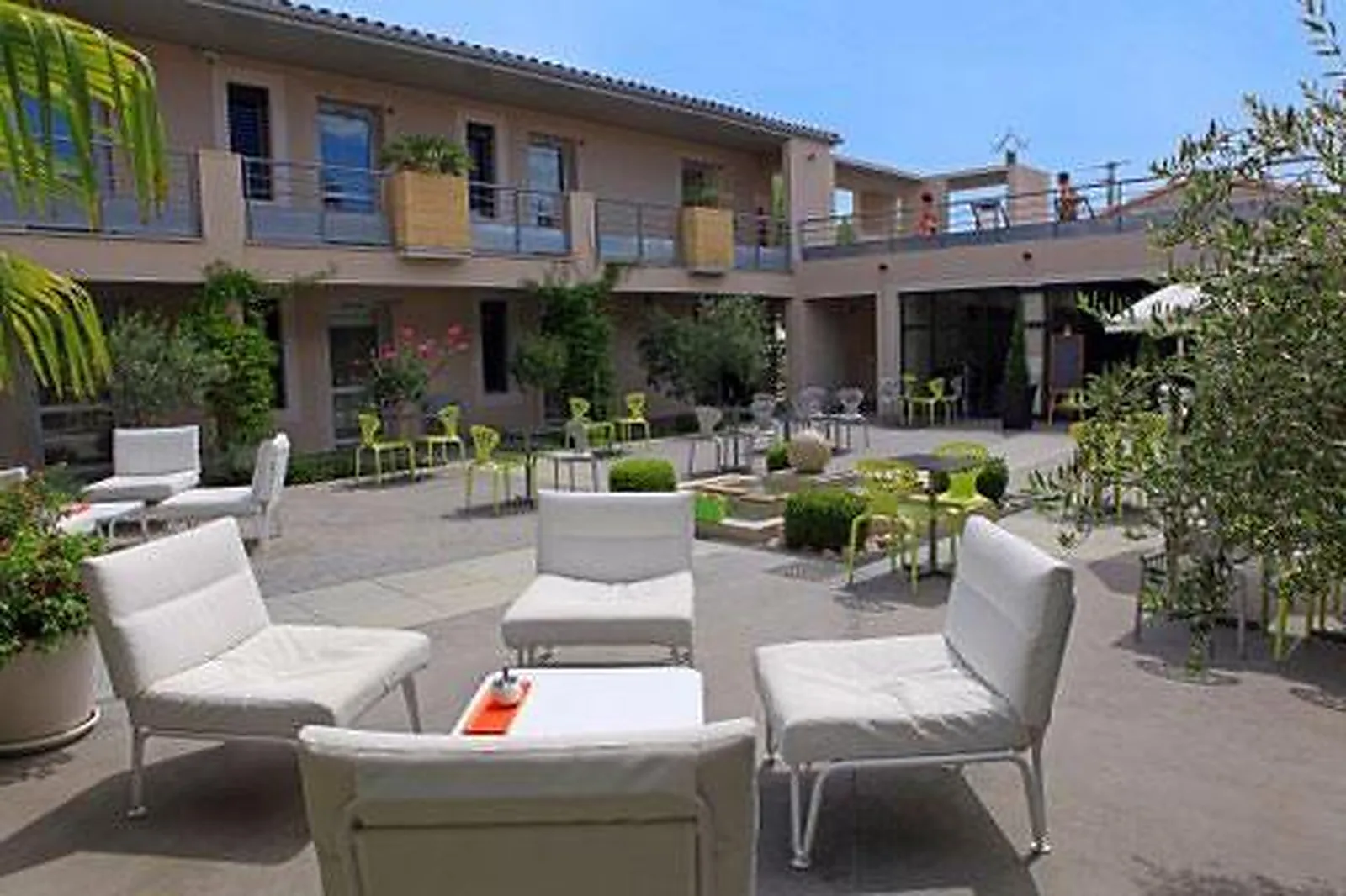 Lieux événementiels, LE PATIO DE VIOLETTE