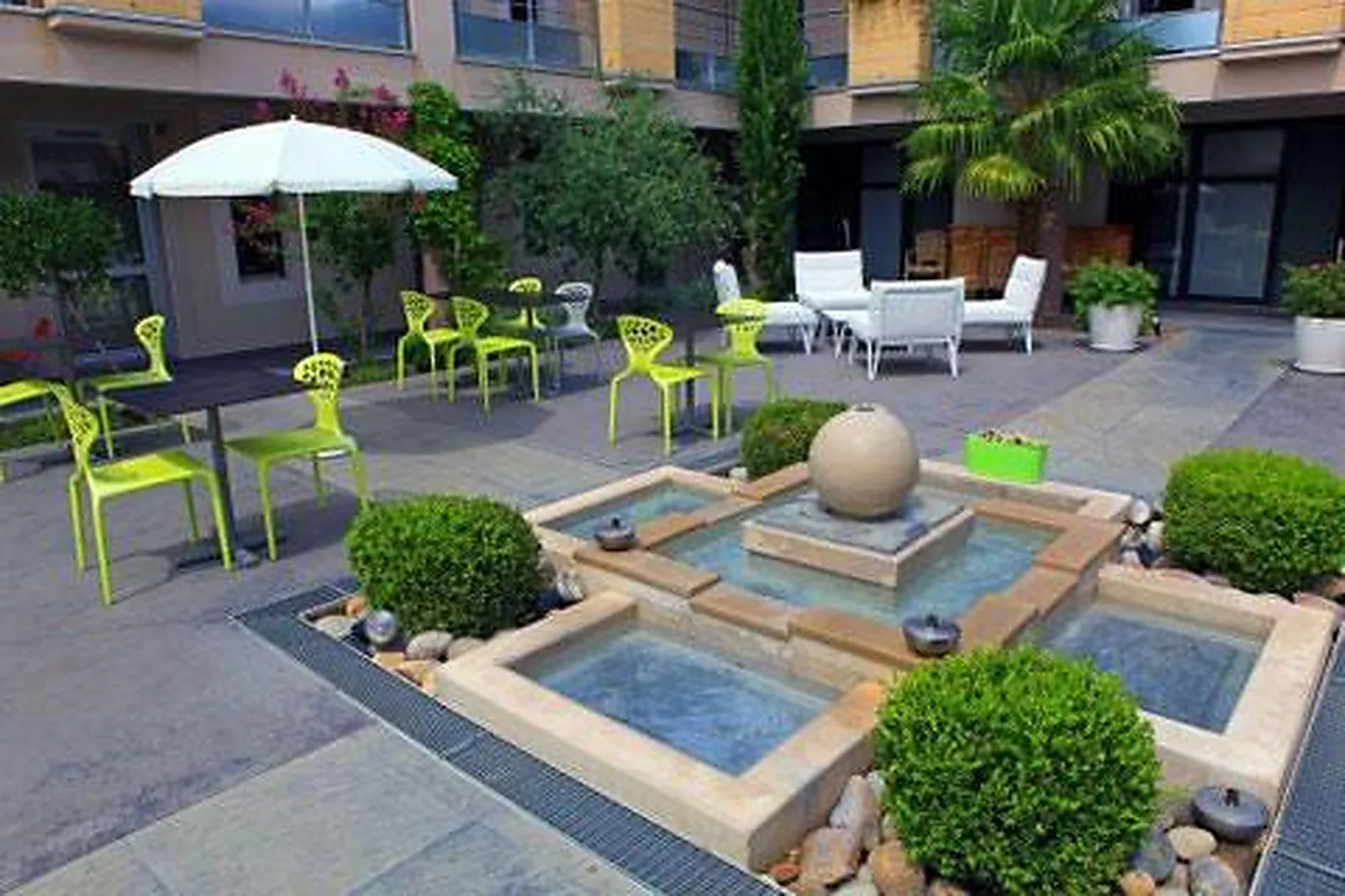 Lieux événementiels, LE PATIO DE VIOLETTE