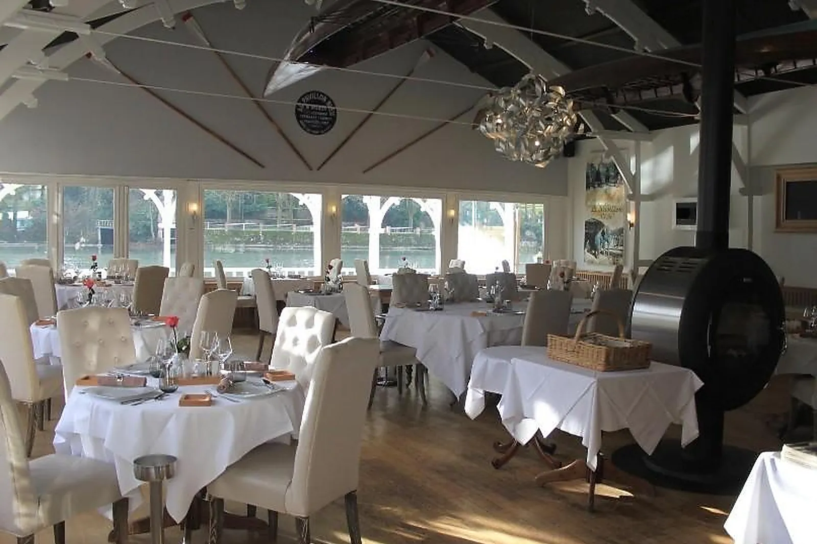 Lieux événementiels, LE PAVILLON BLEU OLIVET