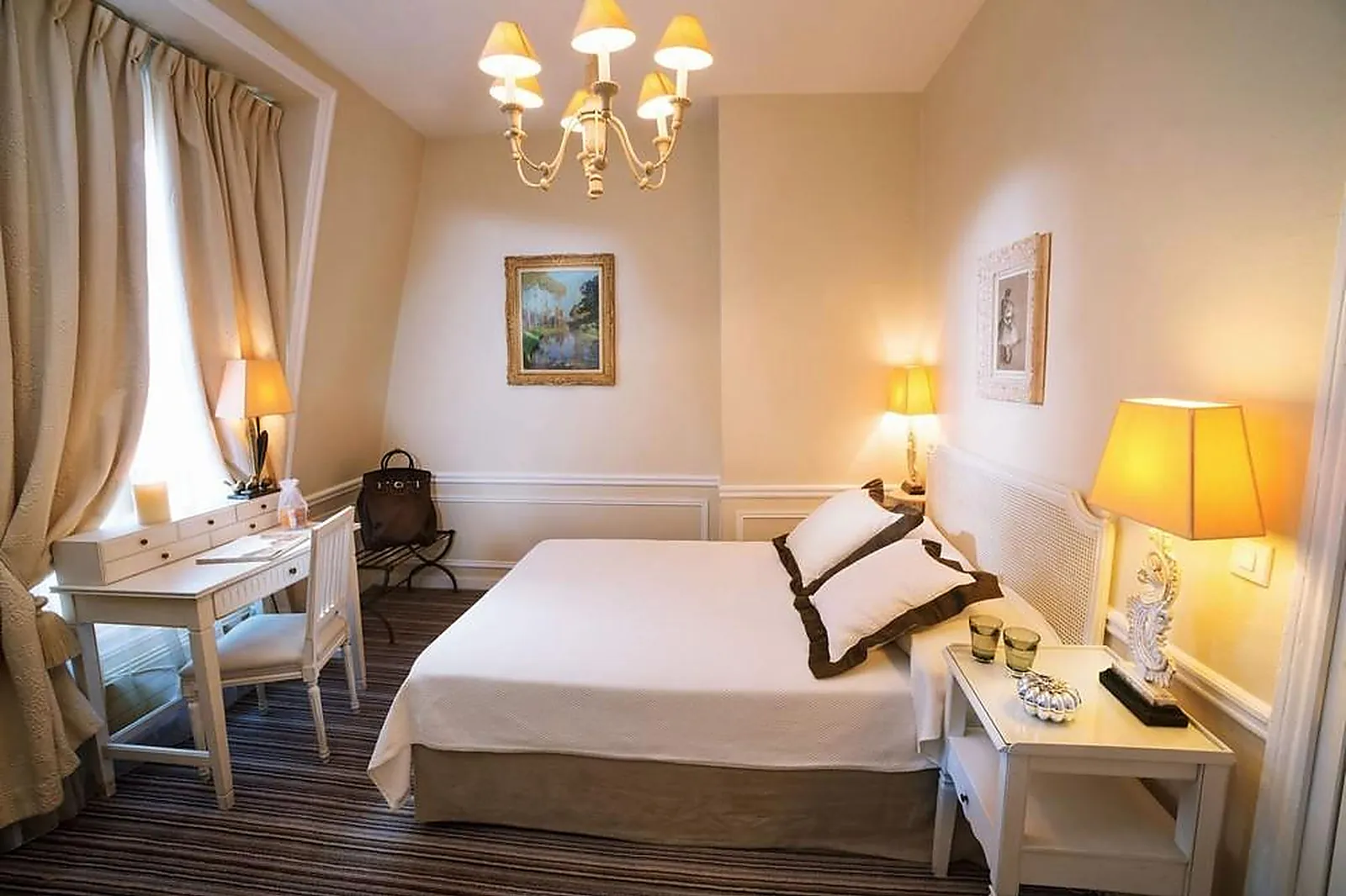 Lieux événementiels, LE PAVILLON HENRI IV