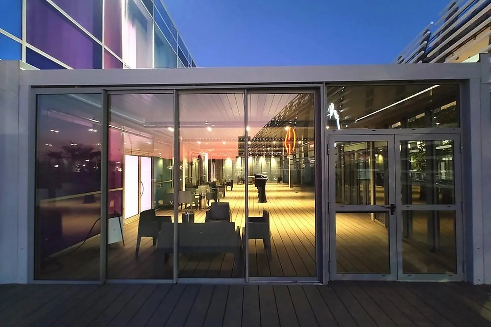 Lieux événementiels, LE PAVILLON DE LA SOIE