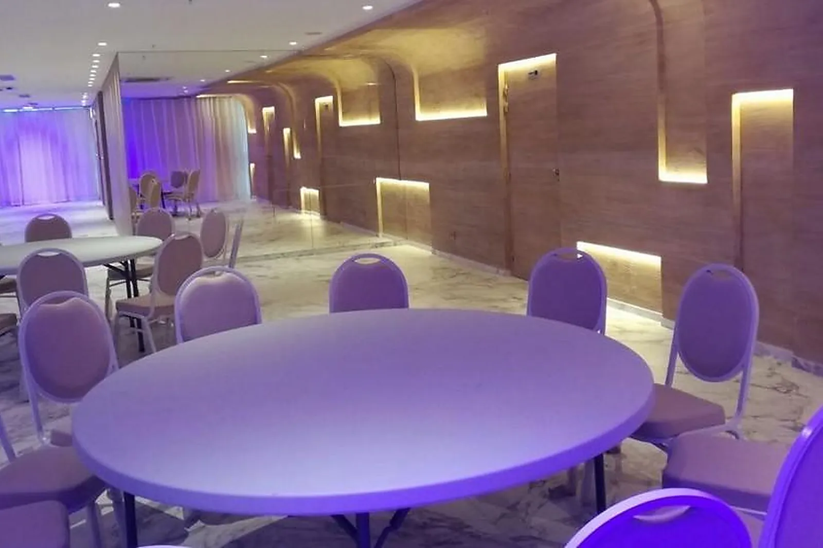 Lieux événementiels, LE PAVILLON DE LA SOIE