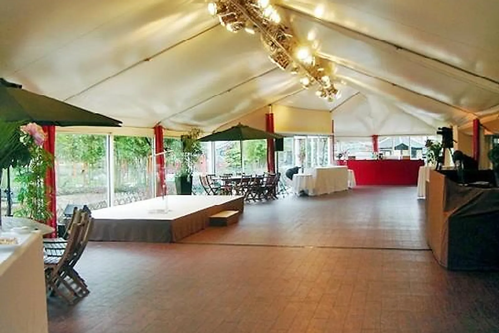 Lieux événementiels, LE PAVILLON DES OISEAUX