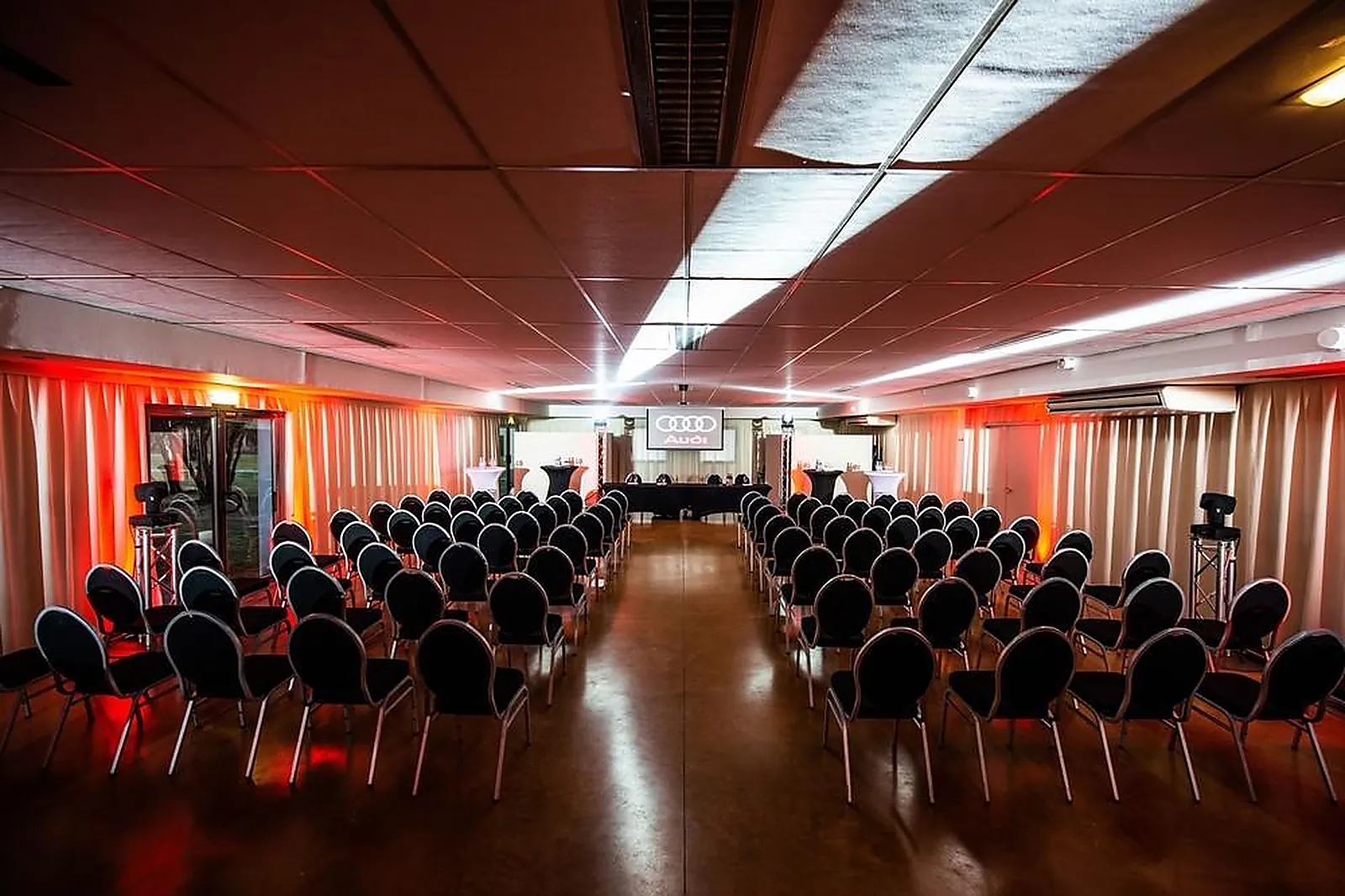 Lieux événementiels, LE PAVILLON DU GOLF