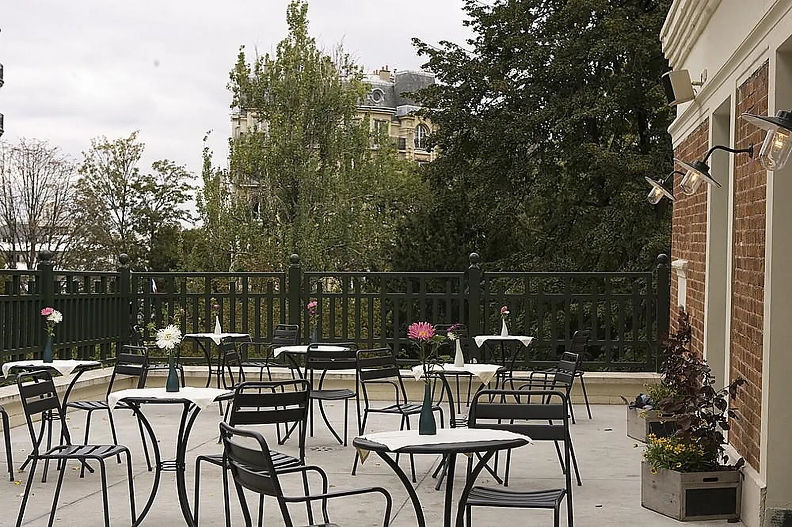 Lieux événementiels, LE PAVILLON DU LAC