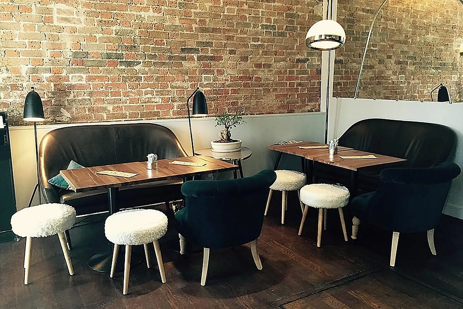 Lieux événementiels, LE PAVILLON DU LAC