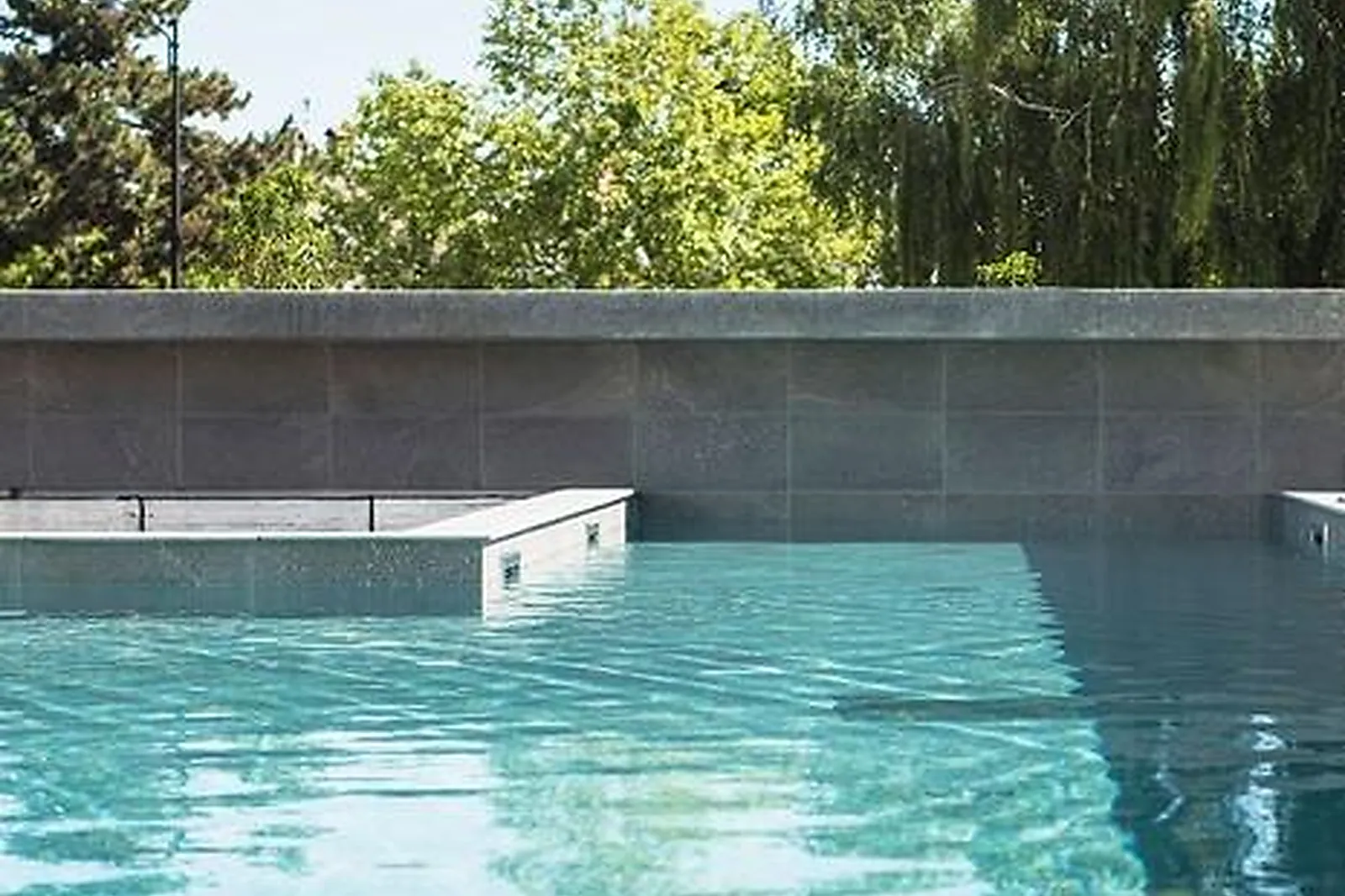 Lieux événementiels, LE PÉLICAN