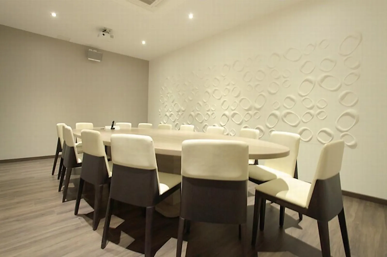 Lieux événementiels, LE PERGAUD