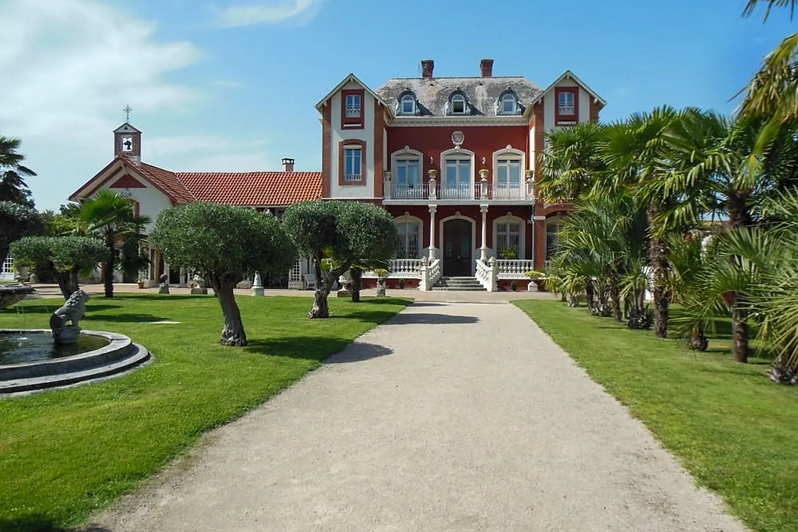 Lieux événementiels, LE PETIT CHÂTEAU COLONIAL