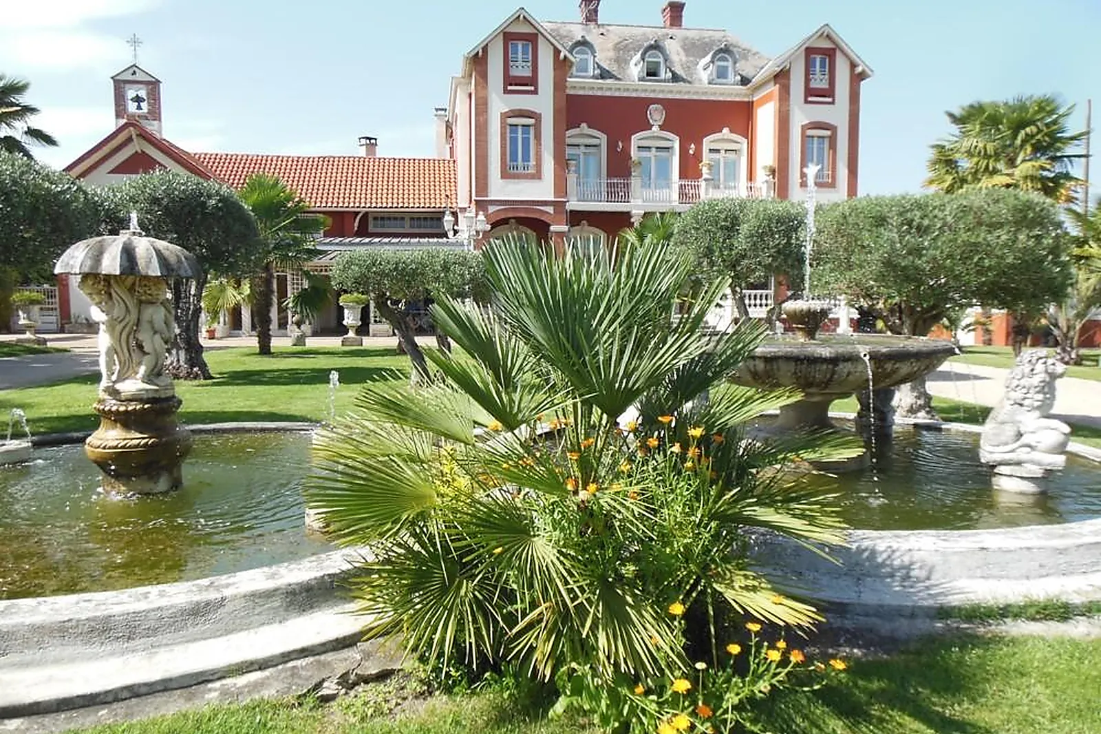 Lieux événementiels, LE PETIT CHÂTEAU COLONIAL