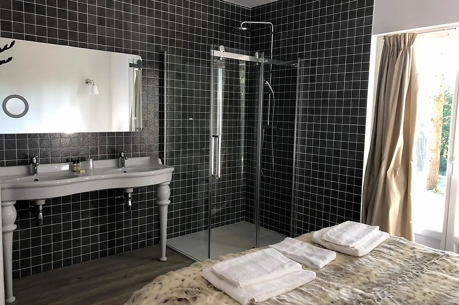 Lieux événementiels, LE PETIT VALOT