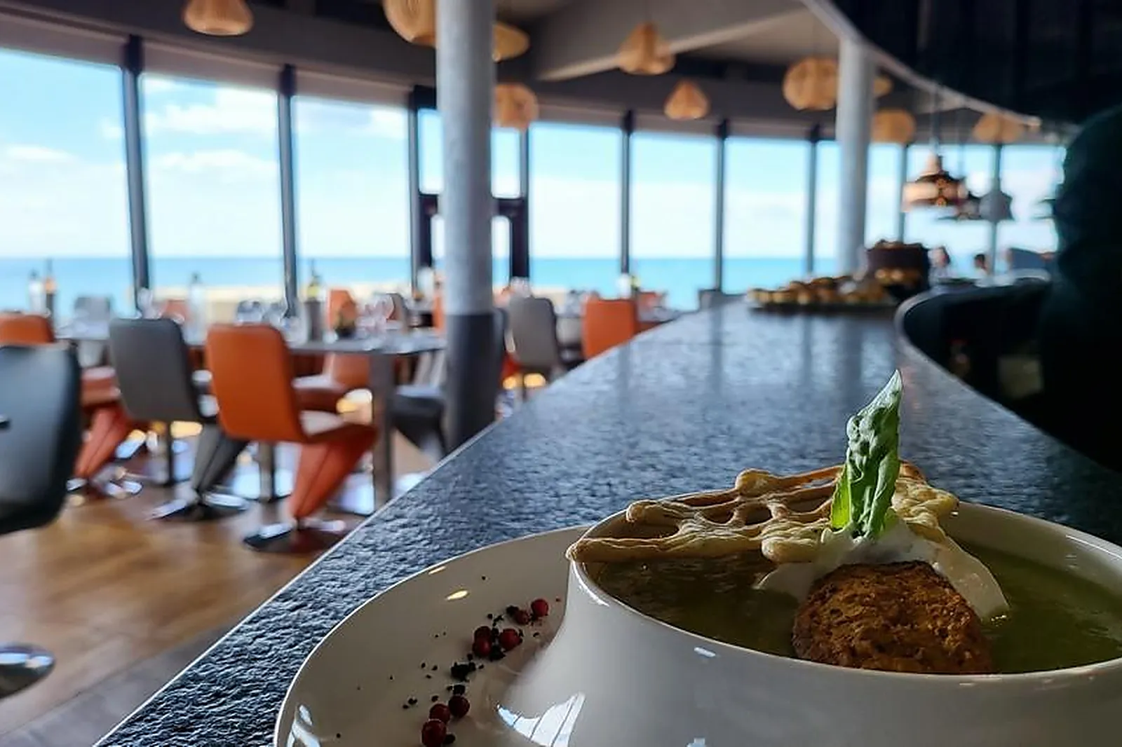 Lieux événementiels, LE PHARE DE LA MÉDITÉRRANÉE