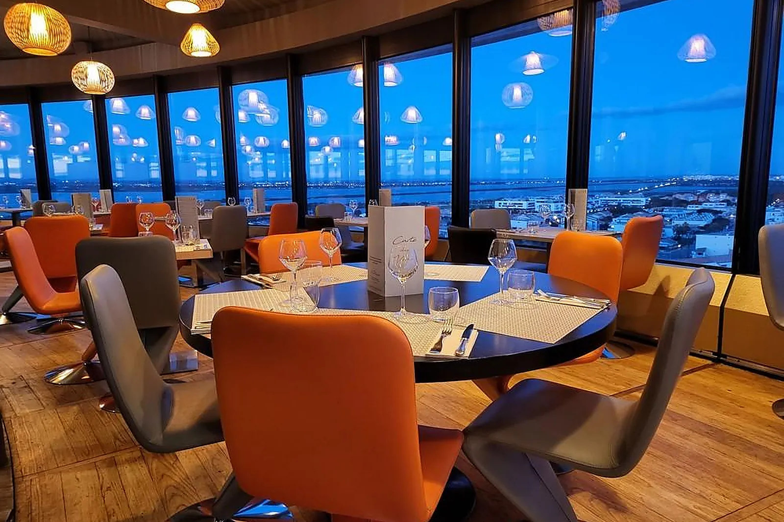 Lieux événementiels, LE PHARE DE LA MÉDITÉRRANÉE