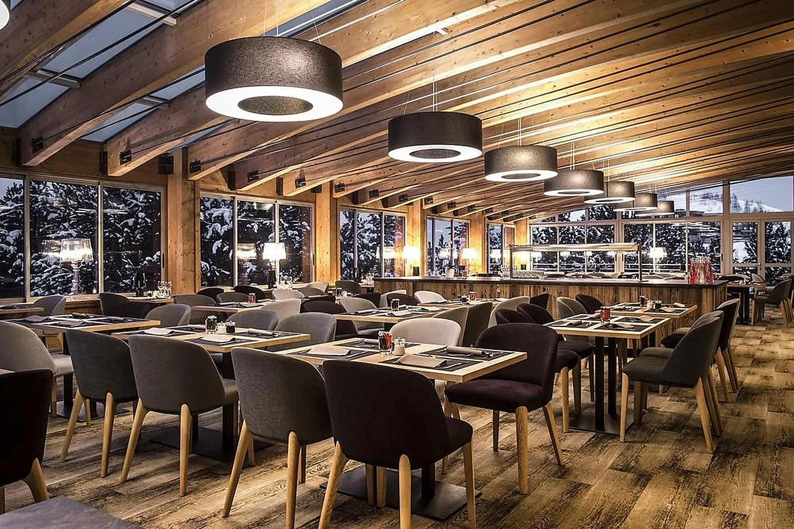 Lieux événementiels, LE PIC BLANC