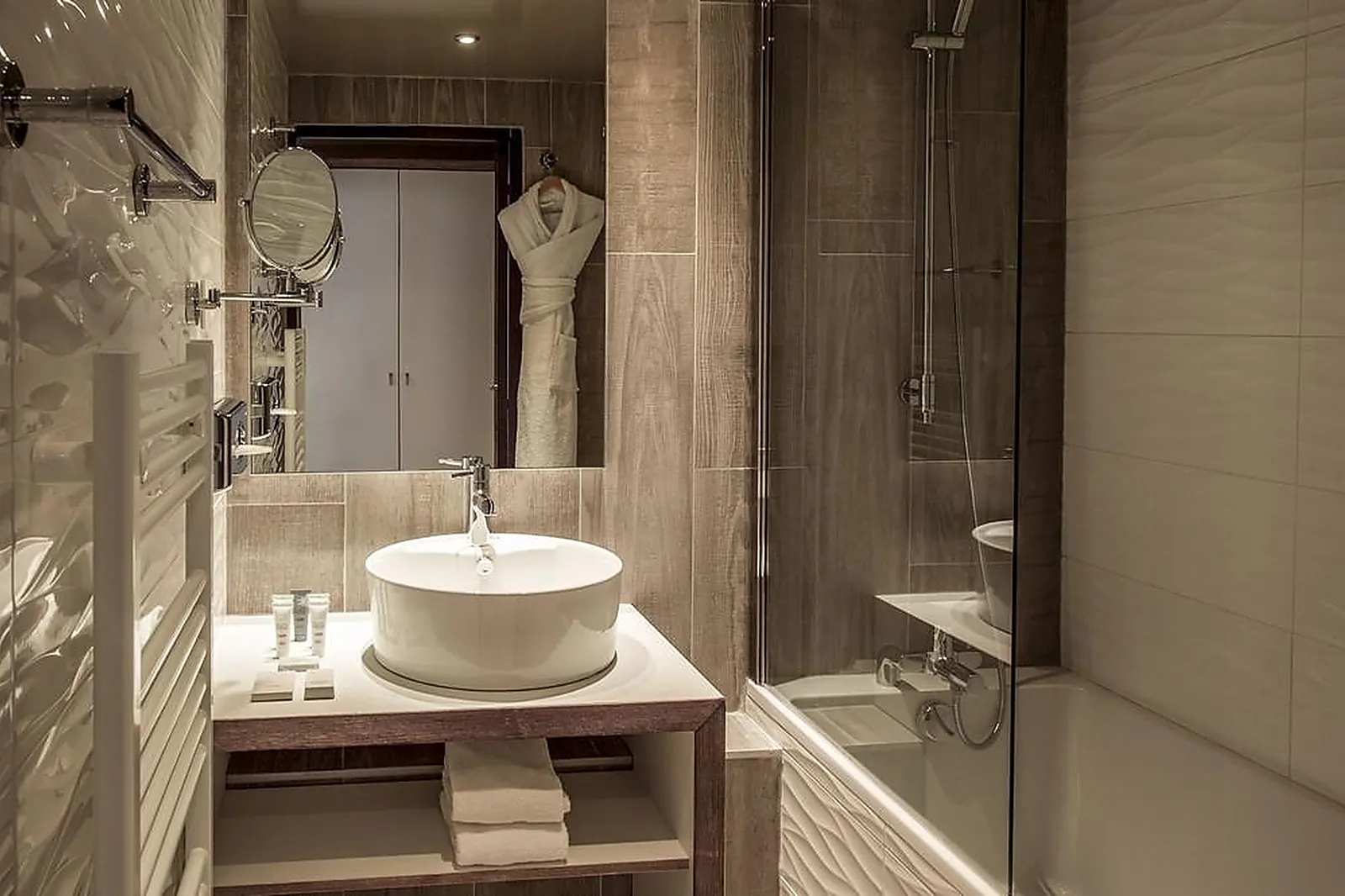 Lieux événementiels, LE PIC BLANC