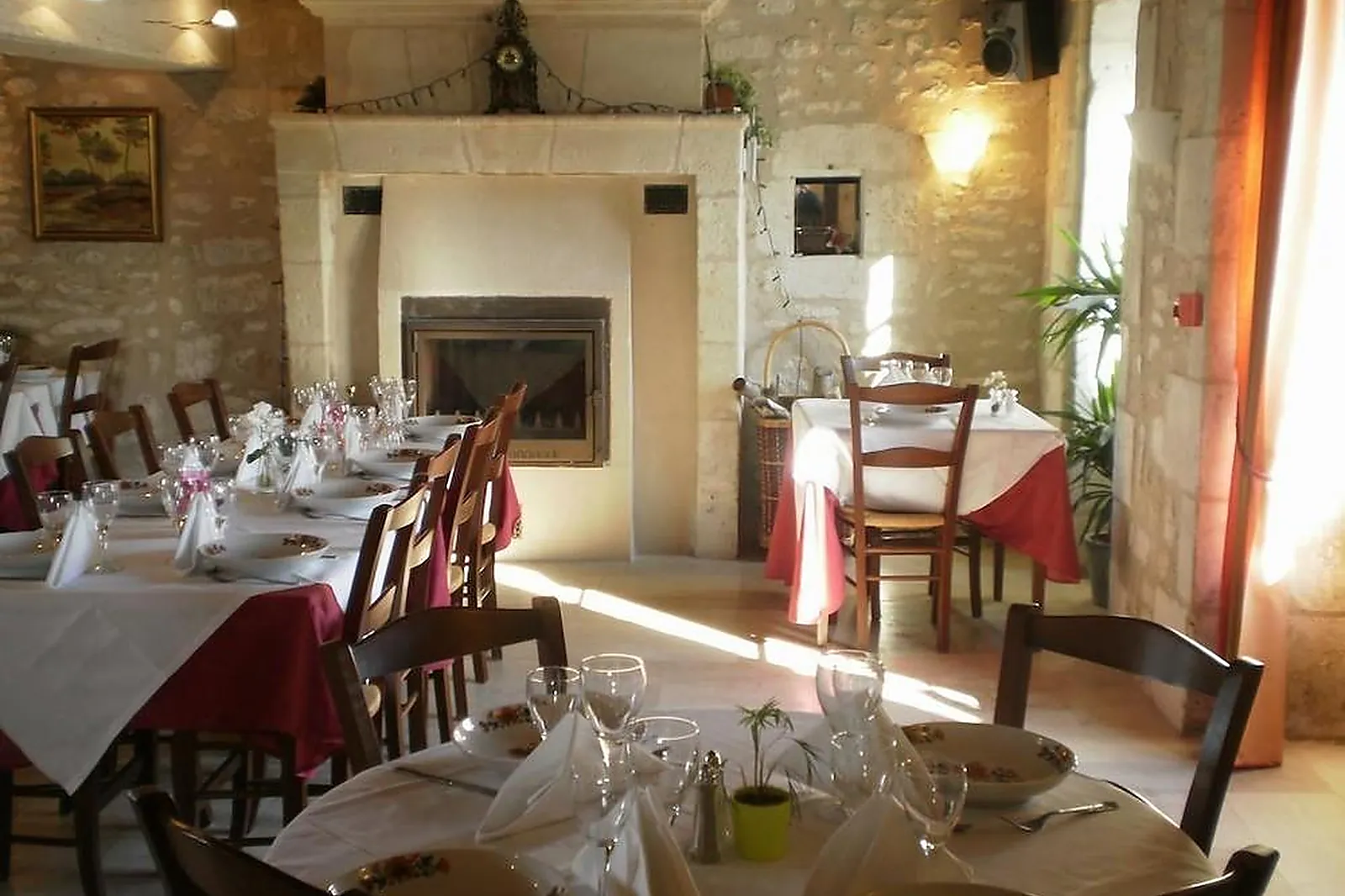 Lieux événementiels, LE PIGEONNIER DU PERRON