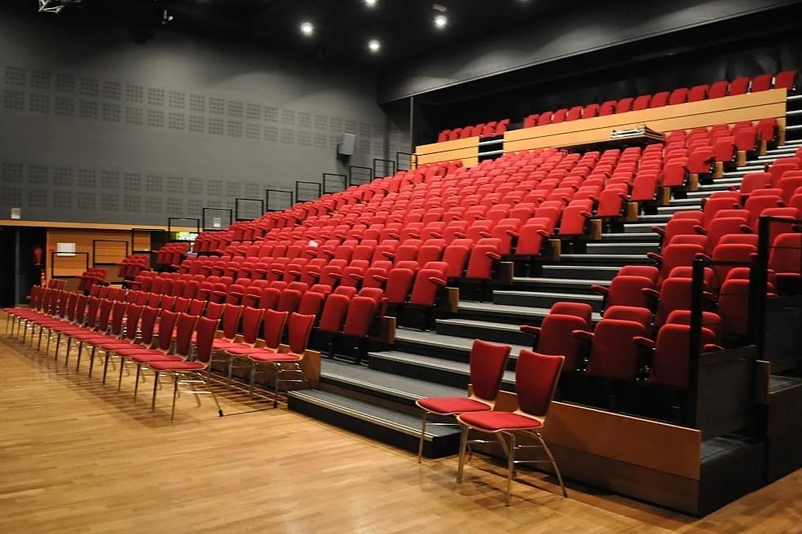 Lieux événementiels, LE PONANT