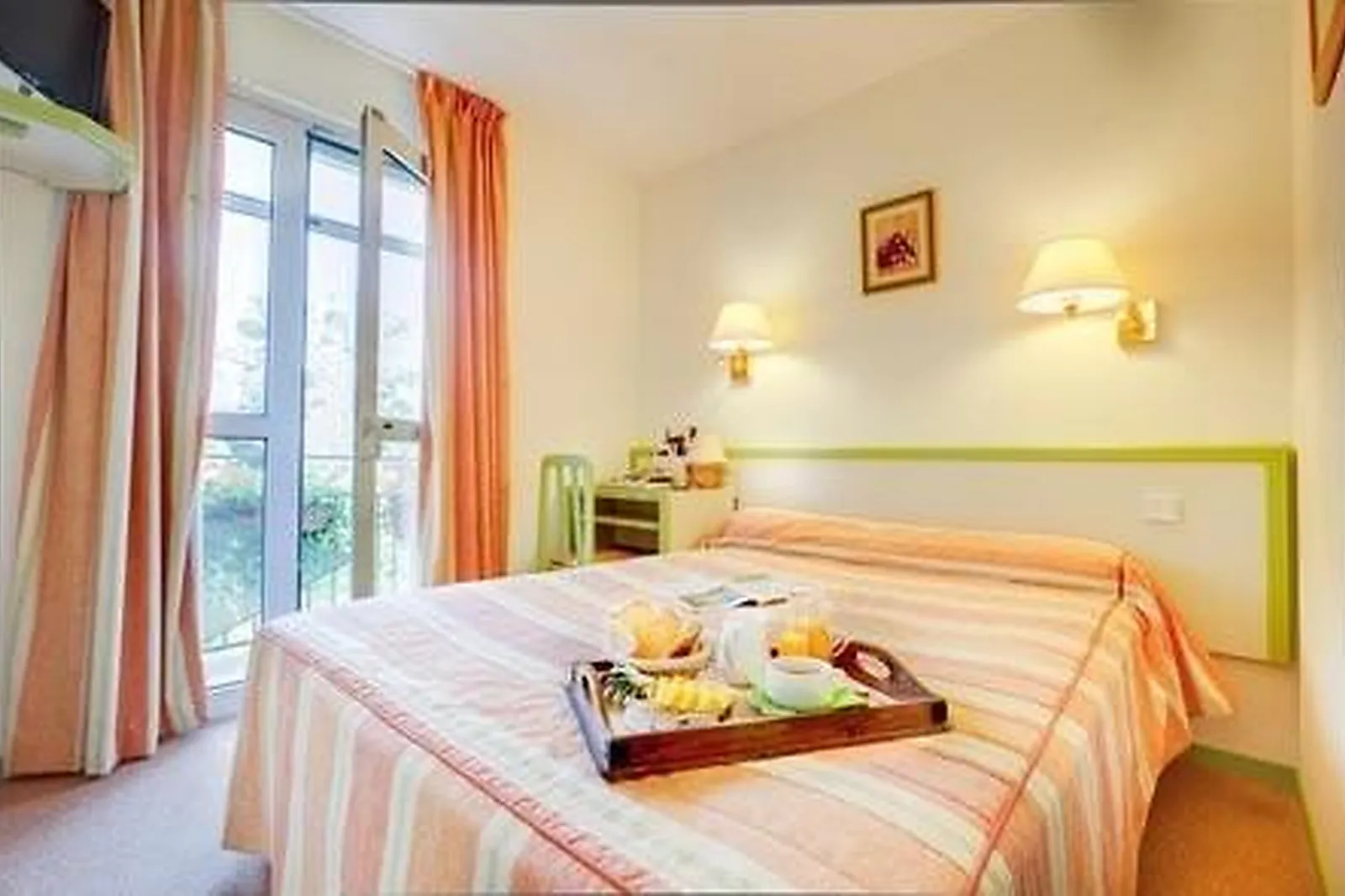 Lieux événementiels, LE PONT DE SÉNARD