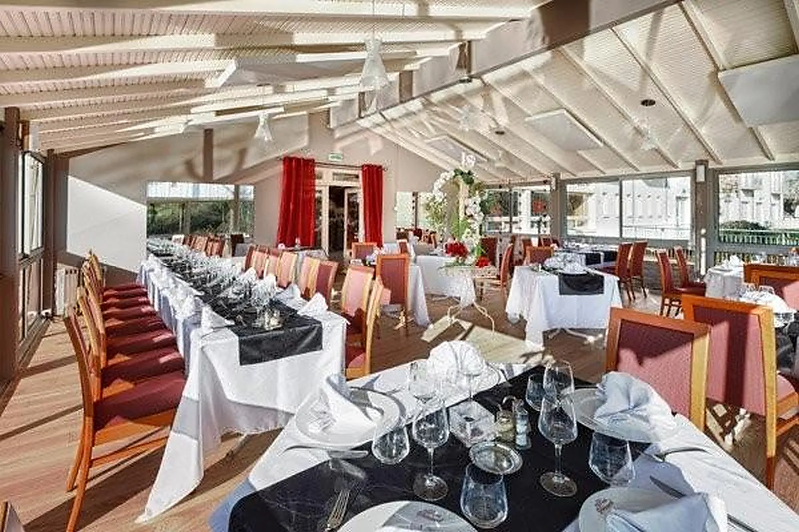 Lieux événementiels, LE PONT DE SÉNARD