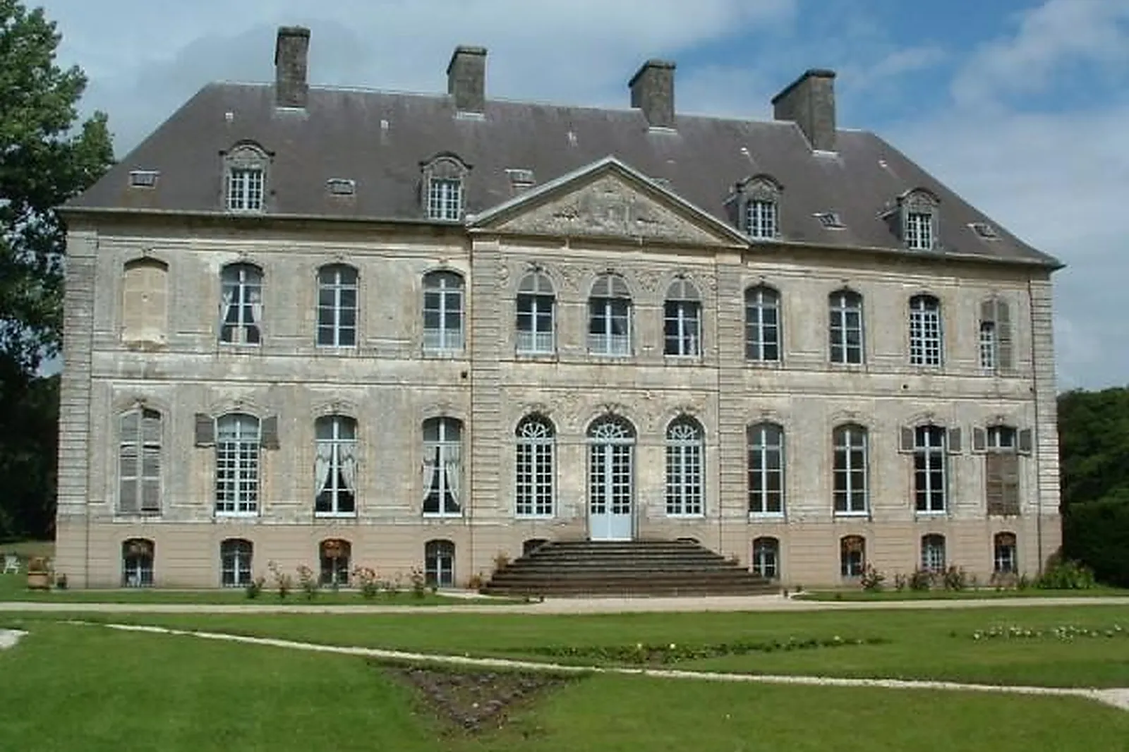 Lieux événementiels, LE PRÉ FLEURI