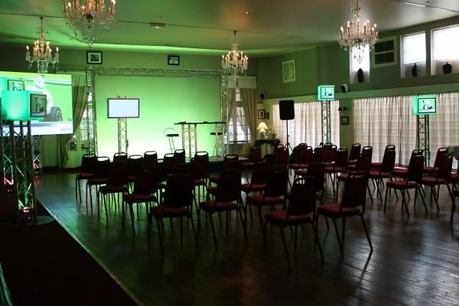 Lieux événementiels, LE PRÉ FLEURI