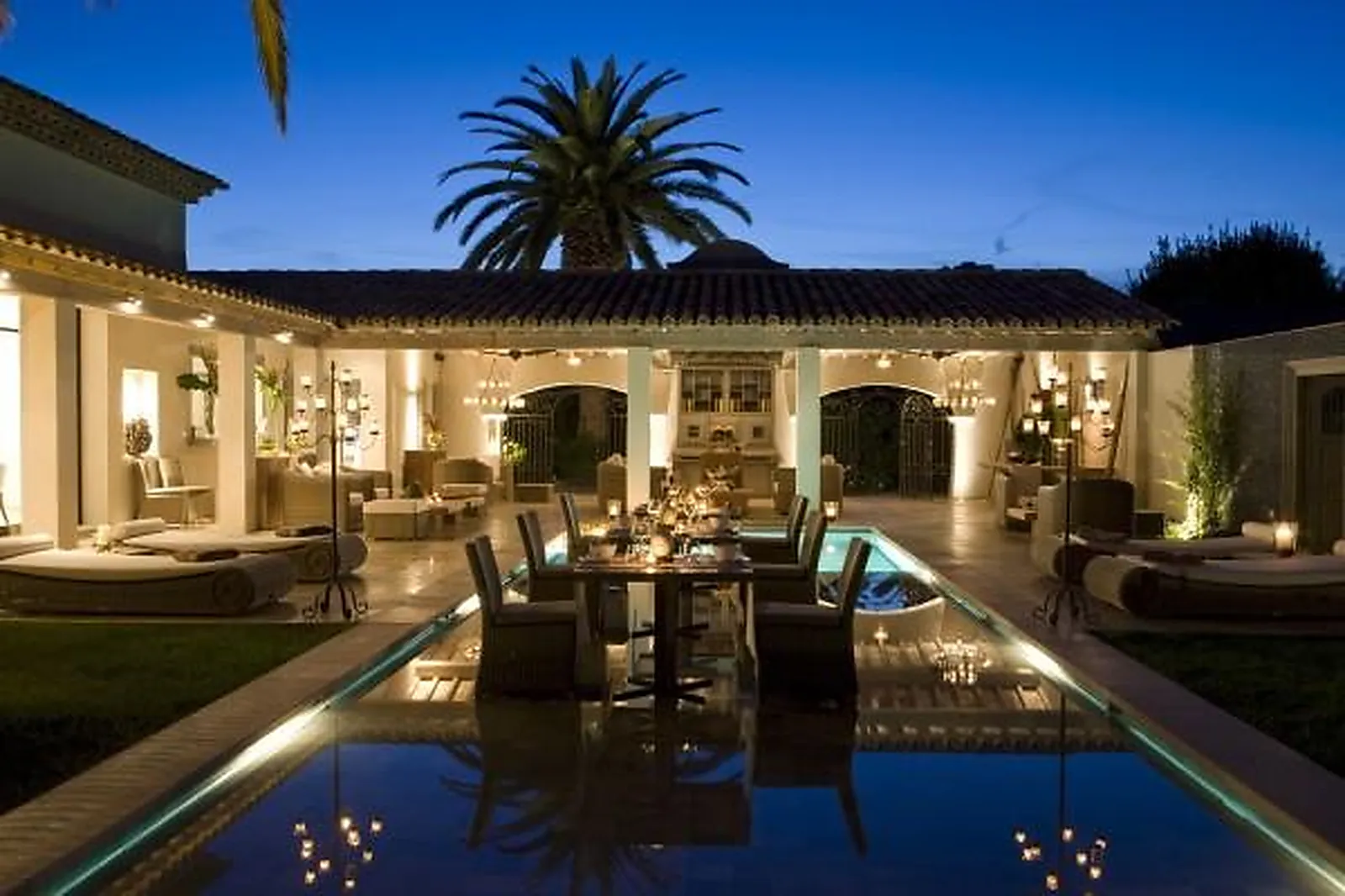 Lieux événementiels, LE PRÉ DE LA MER