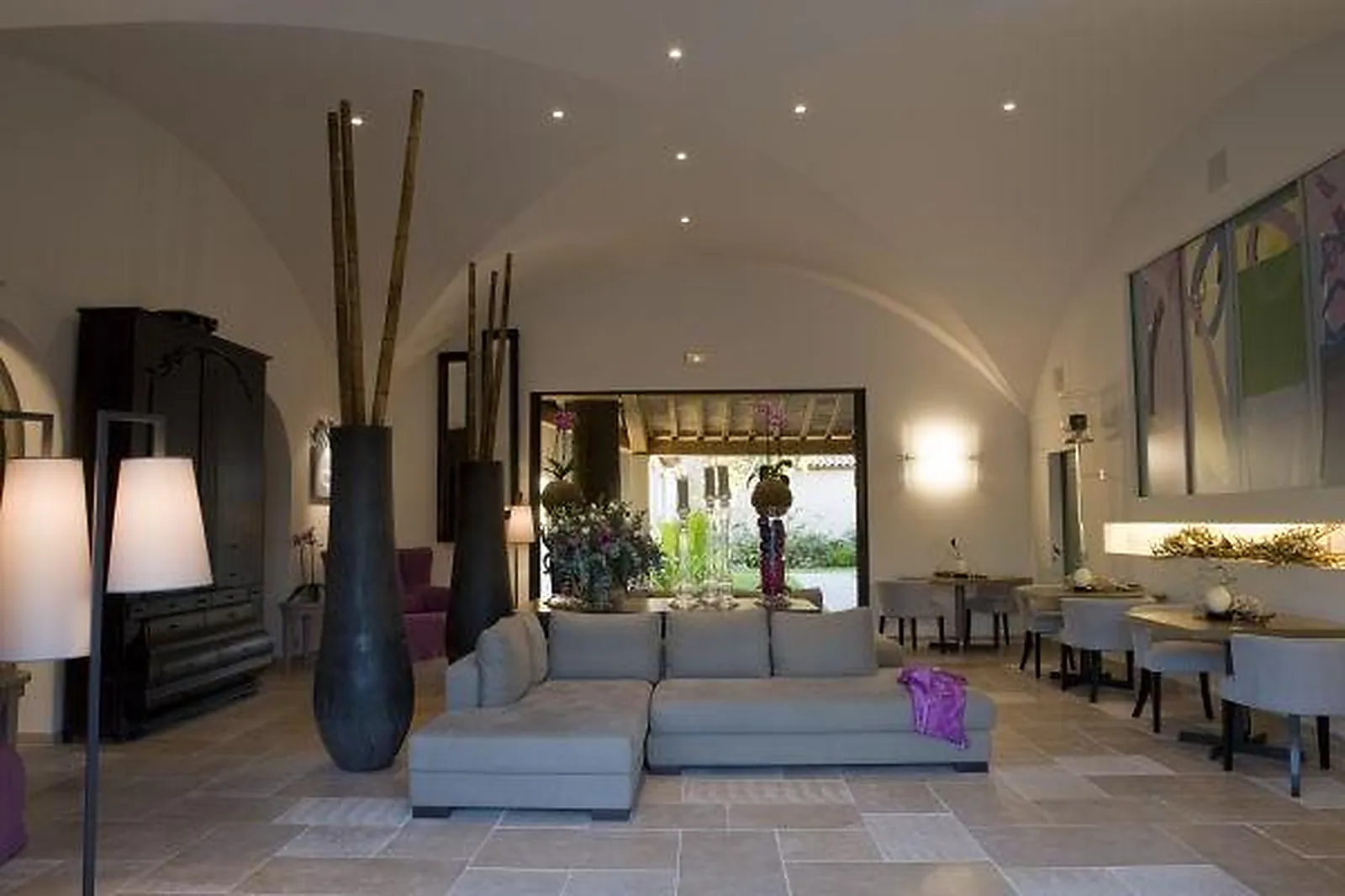 Lieux événementiels, LE PRÉ DE LA MER