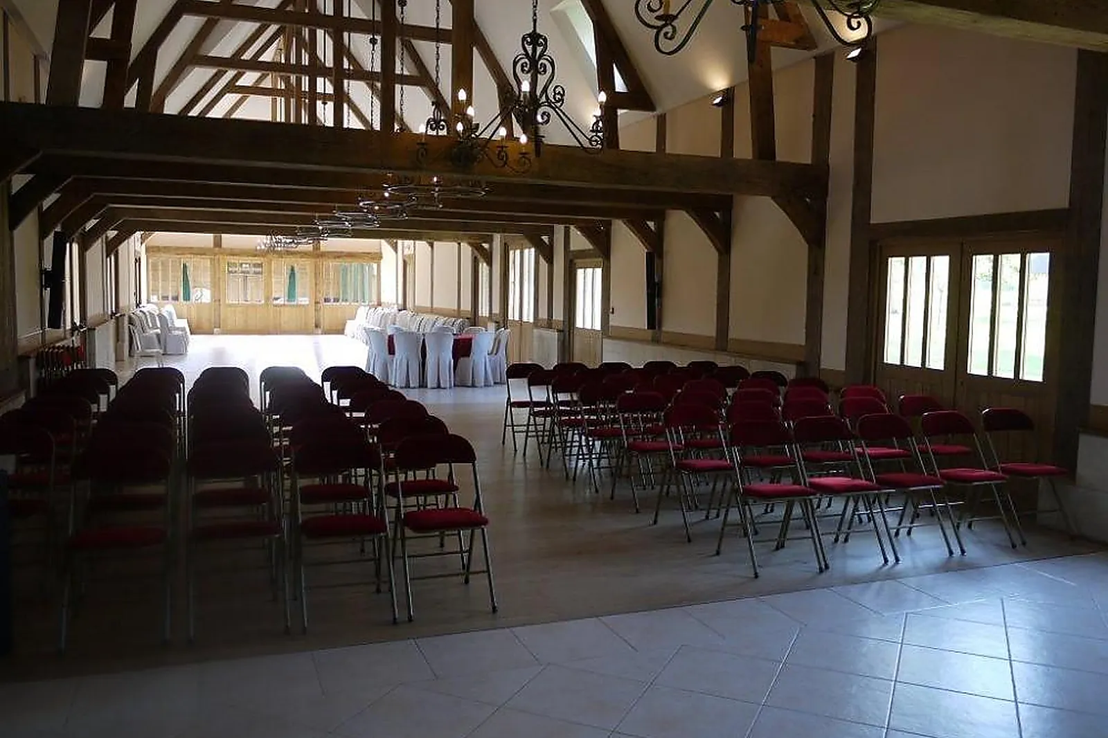 Lieux événementiels, LE PRESSOIR DE TOURGÉVILLE