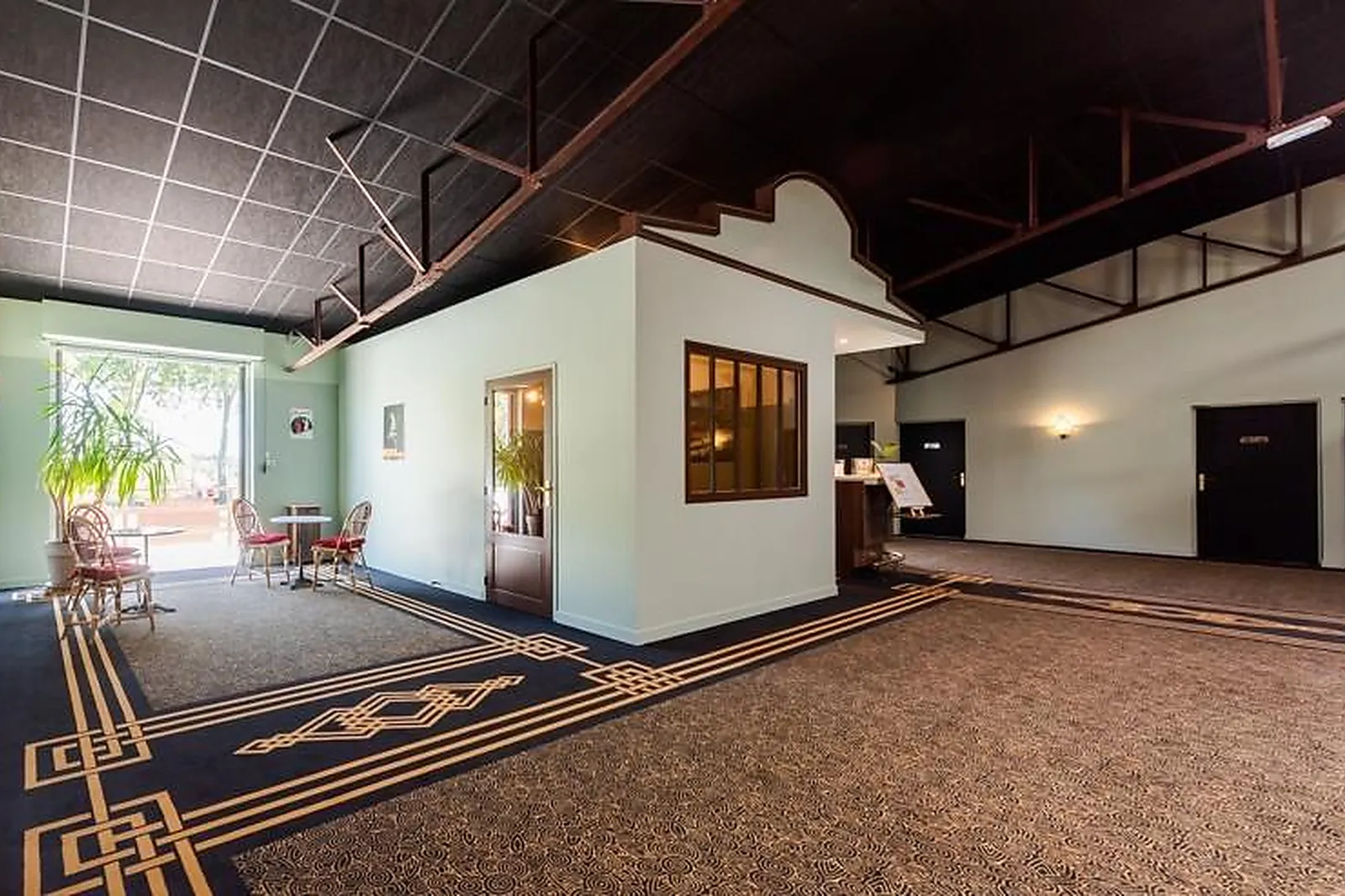 Lieux événementiels, LE PRESTIGE