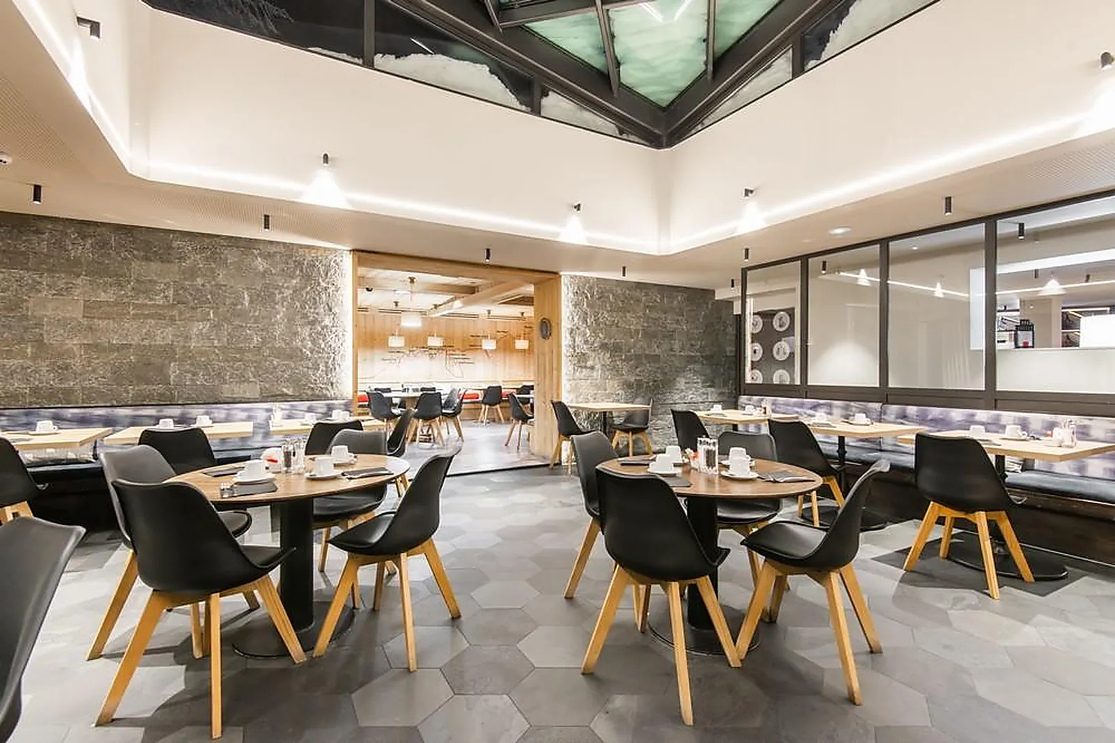 Lieux événementiels, LE PRIEURÉ