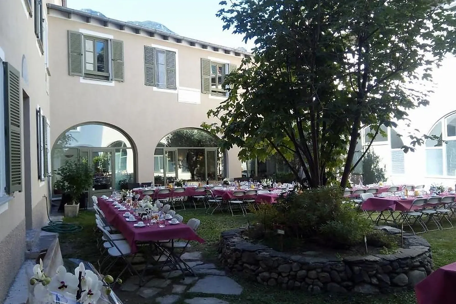 Lieux événementiels, LE PRIEURÉ HÔTEL