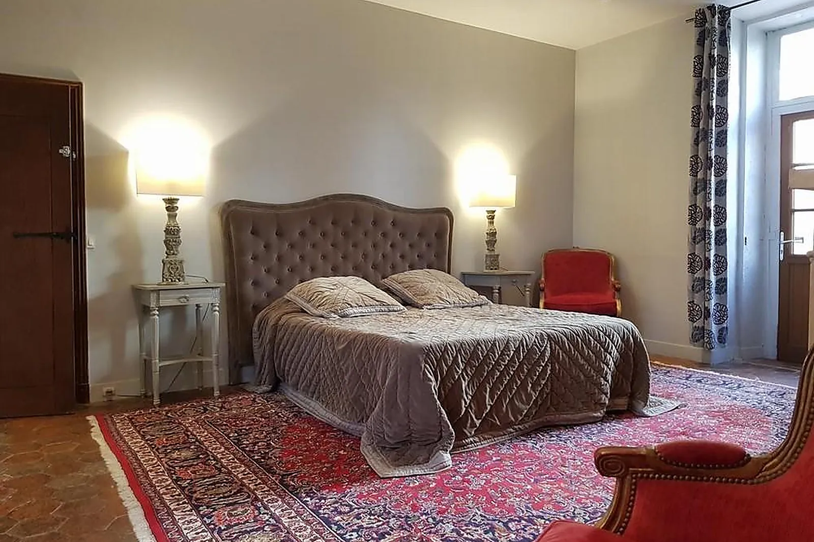 Lieux événementiels, LE PRIEURÉ DE VERNELLE