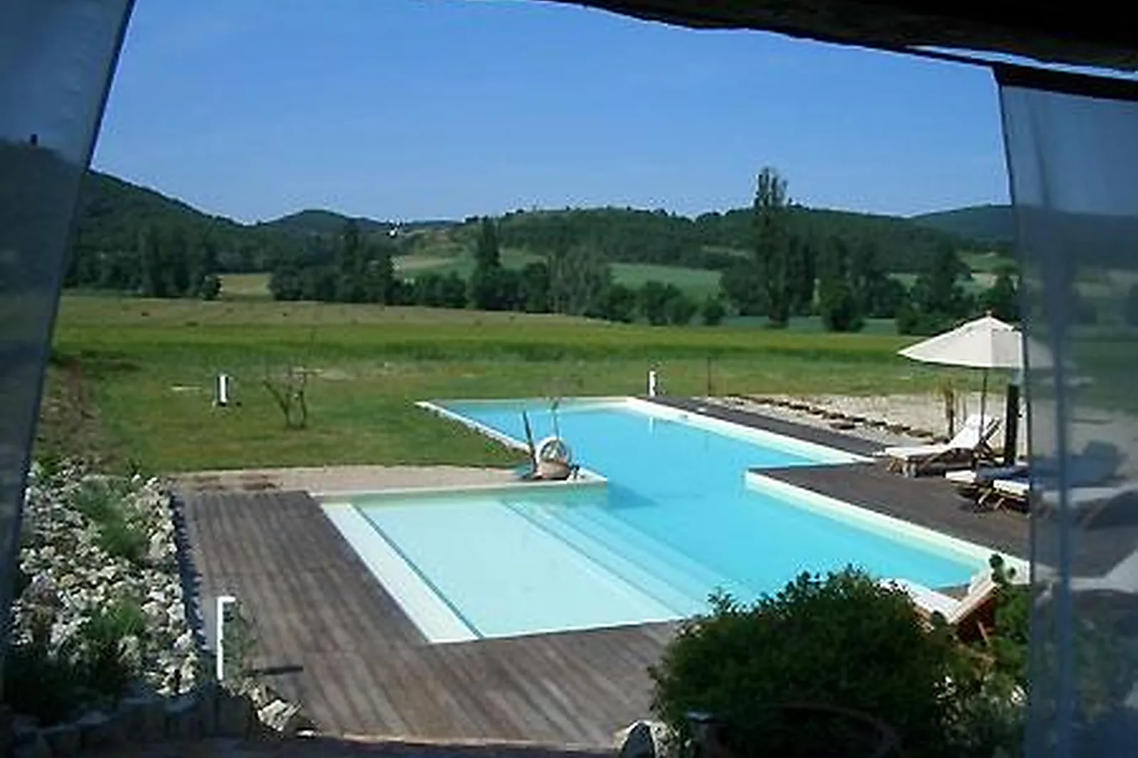 Lieux événementiels, LE PRIEURÉ DES SOURCES