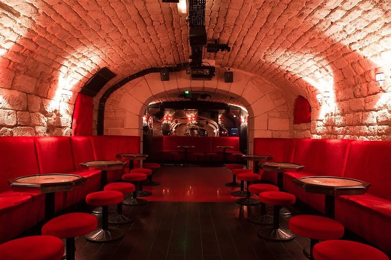 Lieux événementiels, LE PRIVÉ