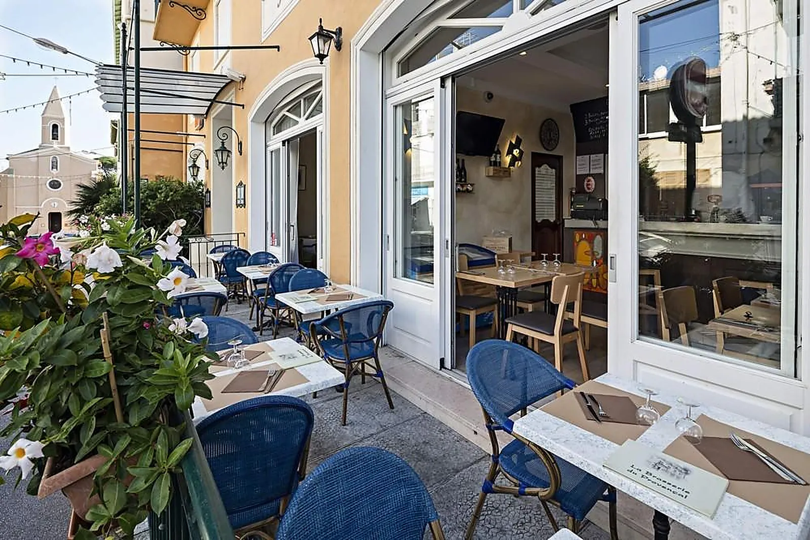 Lieux événementiels, LE PROVENCAL