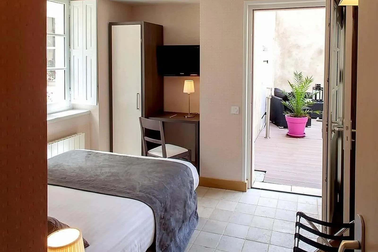 Lieux événementiels, LE PUITS DORÉ