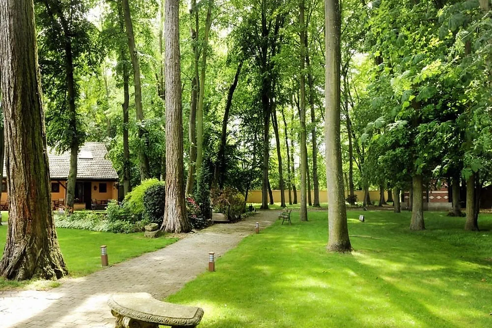 Lieux événementiels, LE QUAI FLEURI