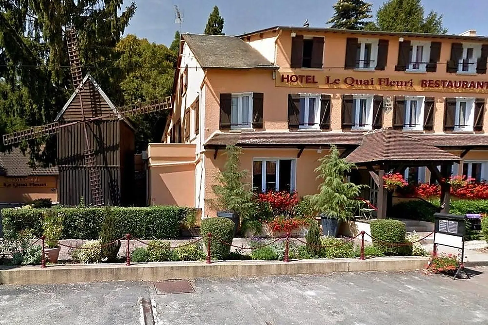 Lieux événementiels, LE QUAI FLEURI